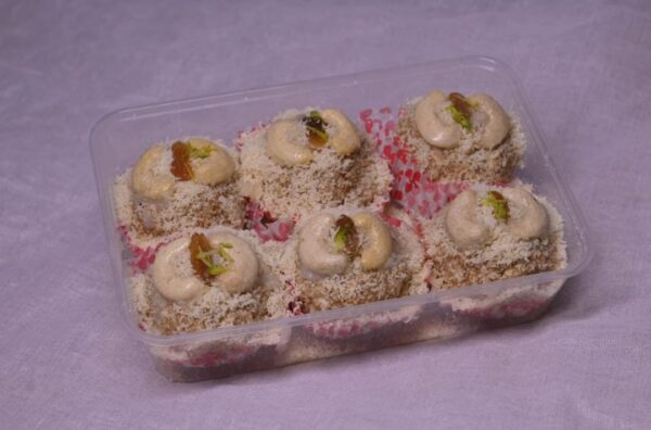 Exclusive Premium Moa From Joynagar 300 Gm (6 Pcs)